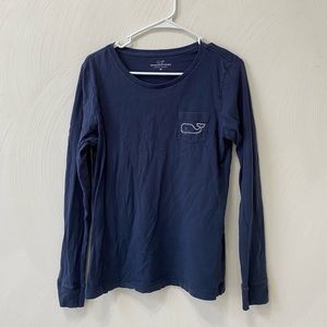 Long sleeve Vineyard Vines tshirt.